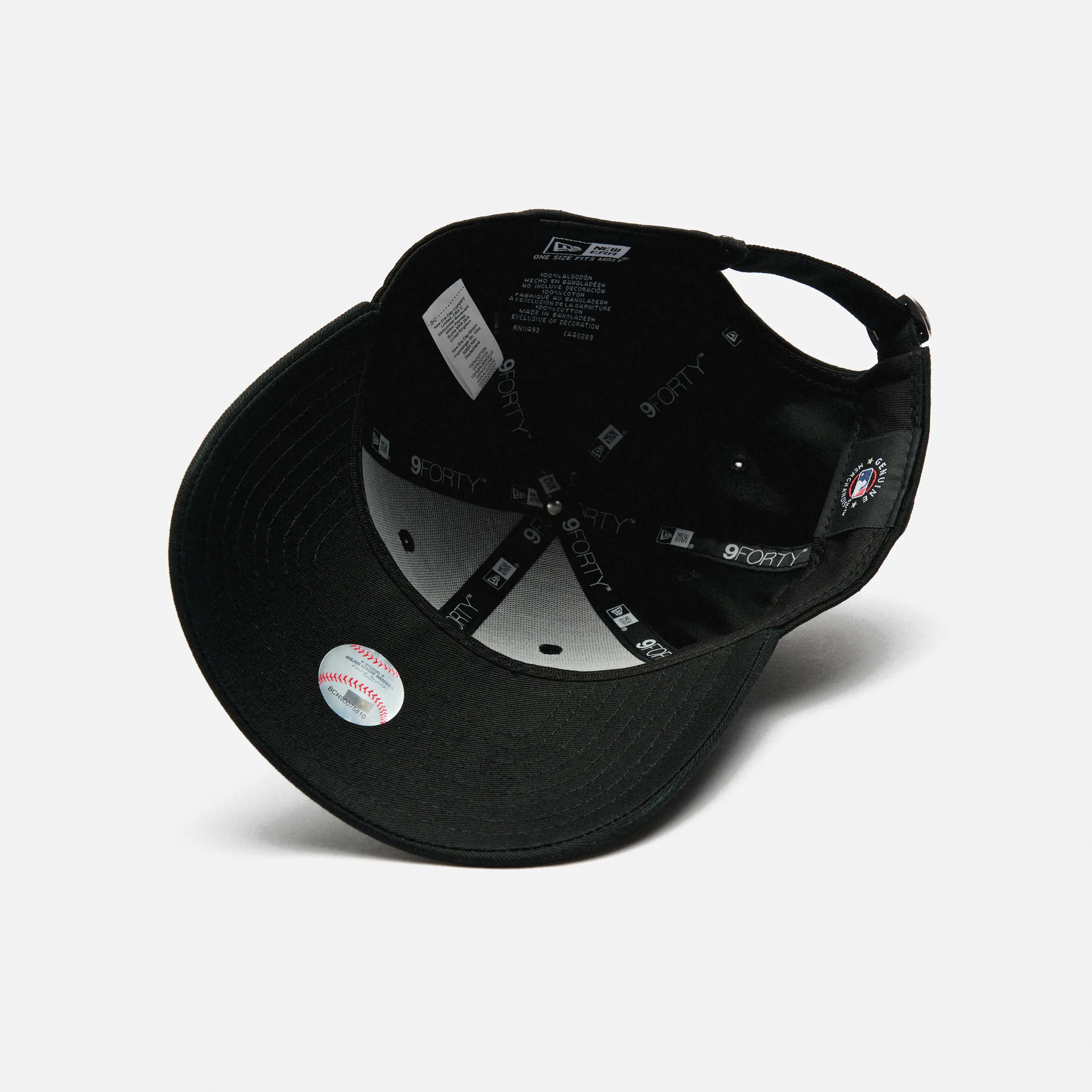 New Era Wmns Metallic Logo 9Forty NY Yankees Stapback Cap Black