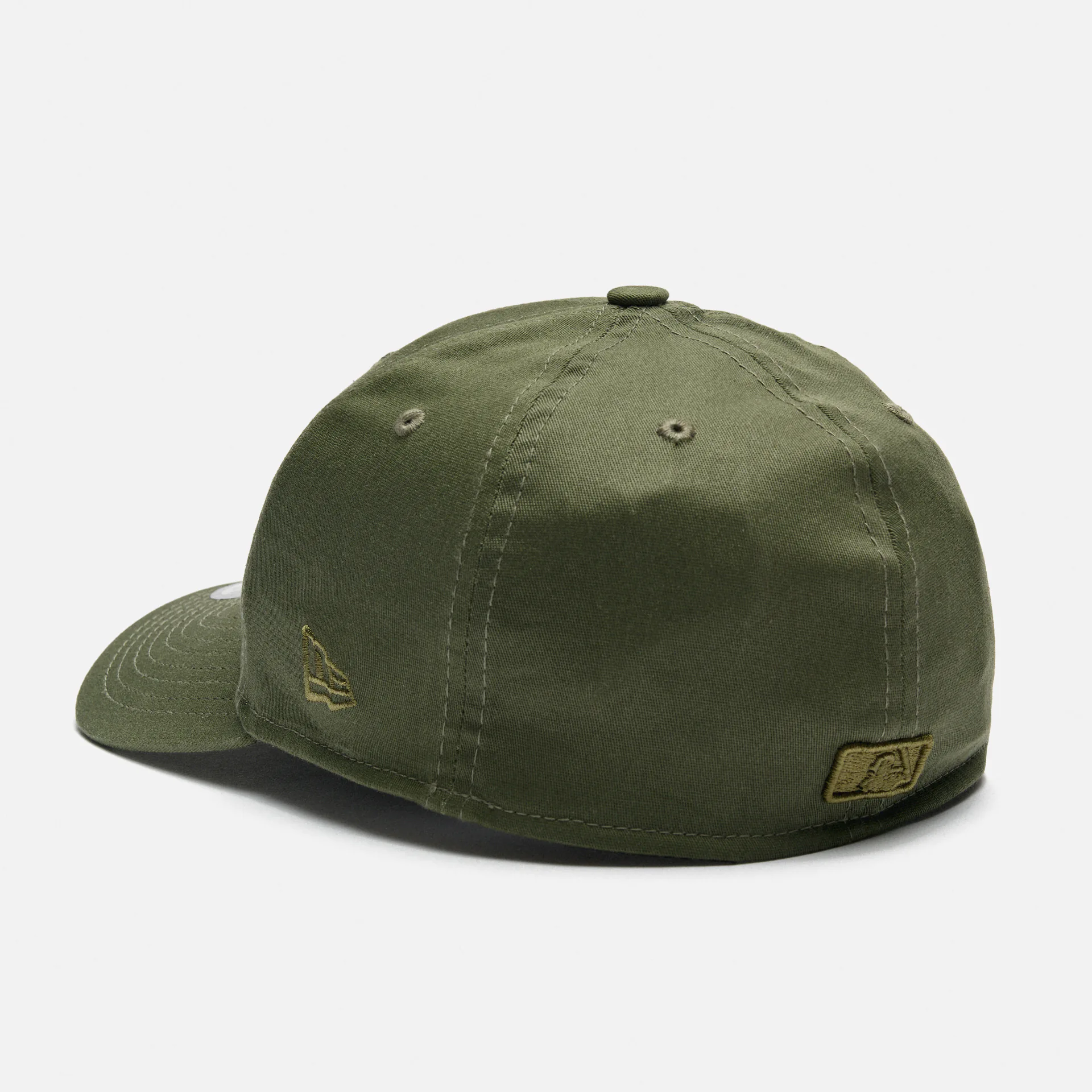 New Era MLB NY Yankees Outline 39Thirty Stretch Fit Cap Olive