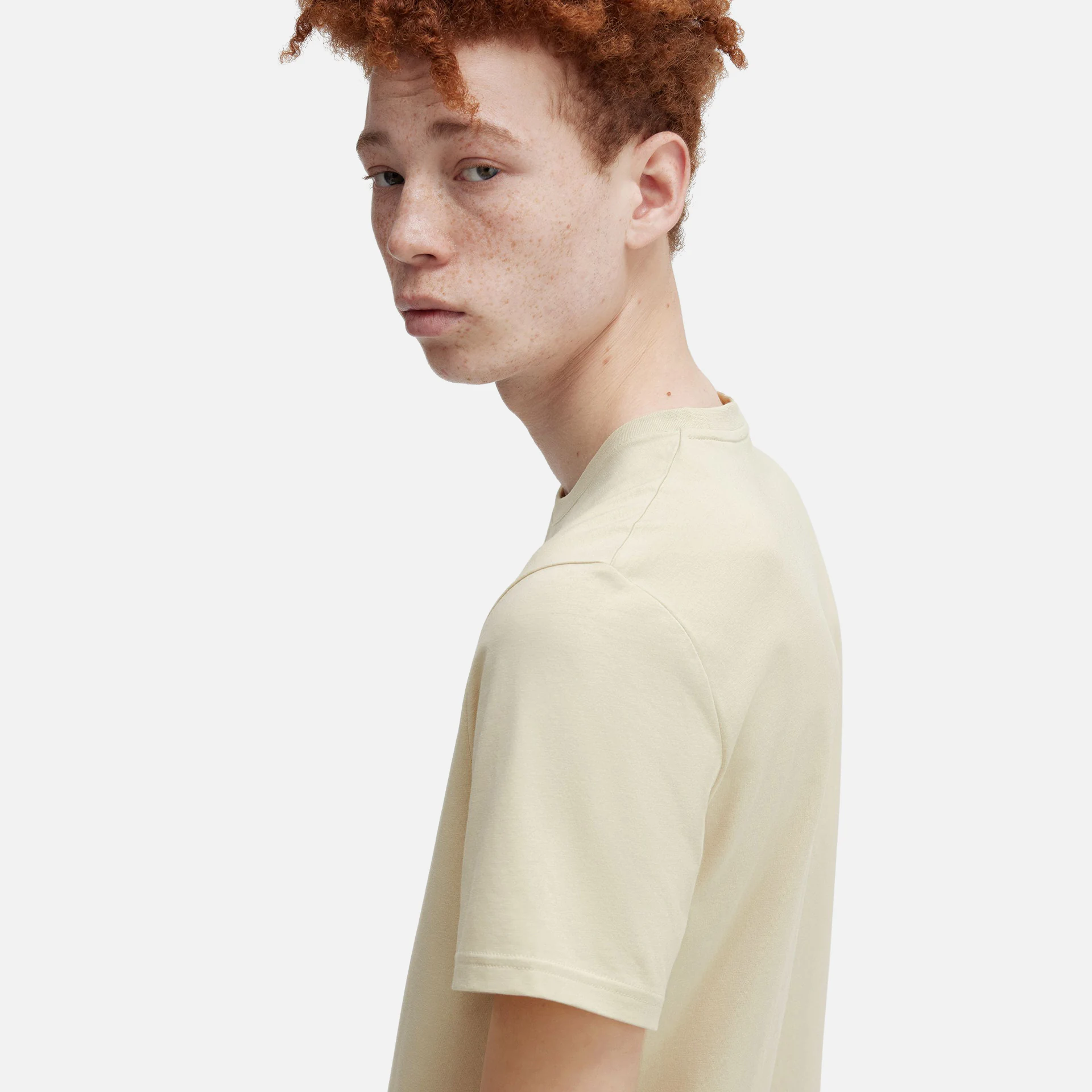 Fred Perry Laurel Wreath Graphic T-Shirt Oatmeal